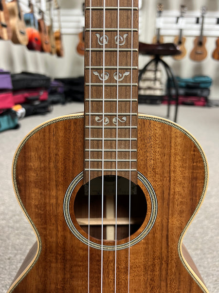 KALA KA-SA-T Solid Acacia Tenor Ukulele w/Hardshell Case - Pre Loved