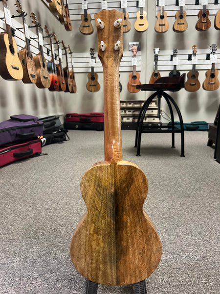 Rebel Double Creme Solid Mango Concert Ukulele w/Case - Matte Finish