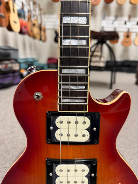 Risa UKE-LP432-CS Tenor Les Paul Style Solid Body Electric Ukulele w/Bag - Cherry Sunburst