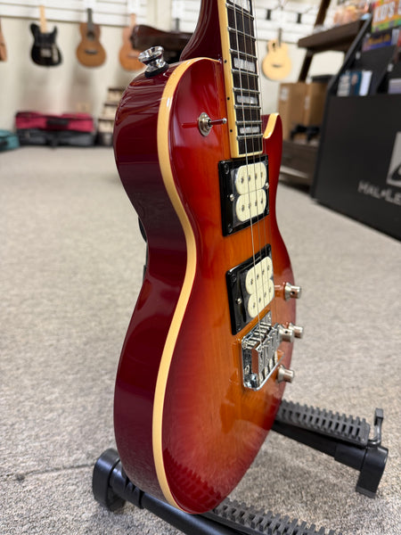 Risa UKE-LP432-CS Tenor Les Paul Style Solid Body Electric Ukulele w/Bag - Cherry Sunburst