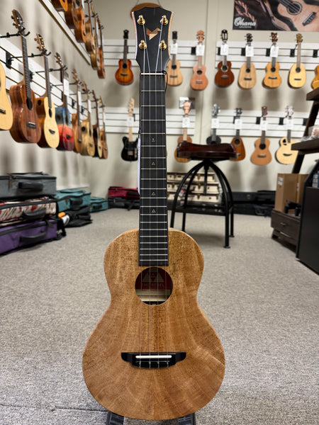 Rebel Double Creme Solid Mango Tenor Ukulele w/Case - Matte Finish