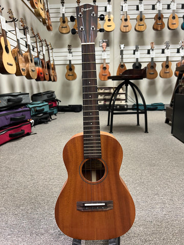 PONO MT Solid Mahogany Tenor Ukulele PONO MT Solid Mahogany Tenor Ukulele
