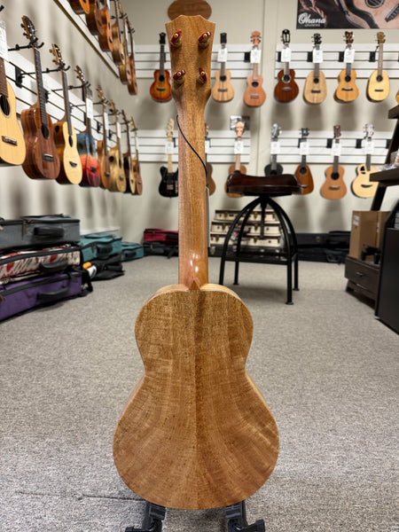 Rebel Double Creme Solid Mango Tenor Ukulele w/Case - Matte Finish