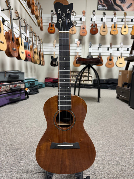 Makaio MKC-10 Koa Concert Ukulele w/Case