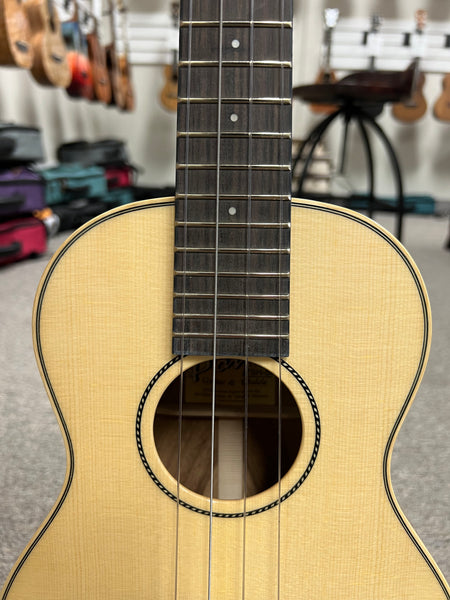 PONO ATSH-SP Solid Spruce/Acacia Deluxe Tenor Ukulele