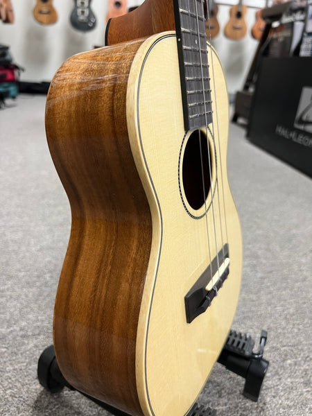 PONO ATSH-SP Solid Spruce/Acacia Deluxe Tenor Ukulele