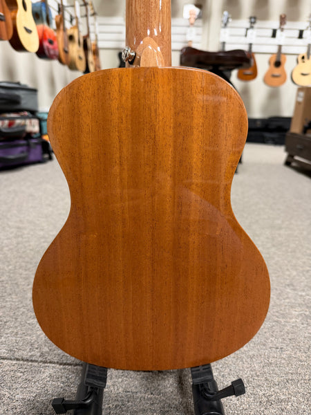 Makaio MMT-10 Mahogany Tenor Ukulele w/Case