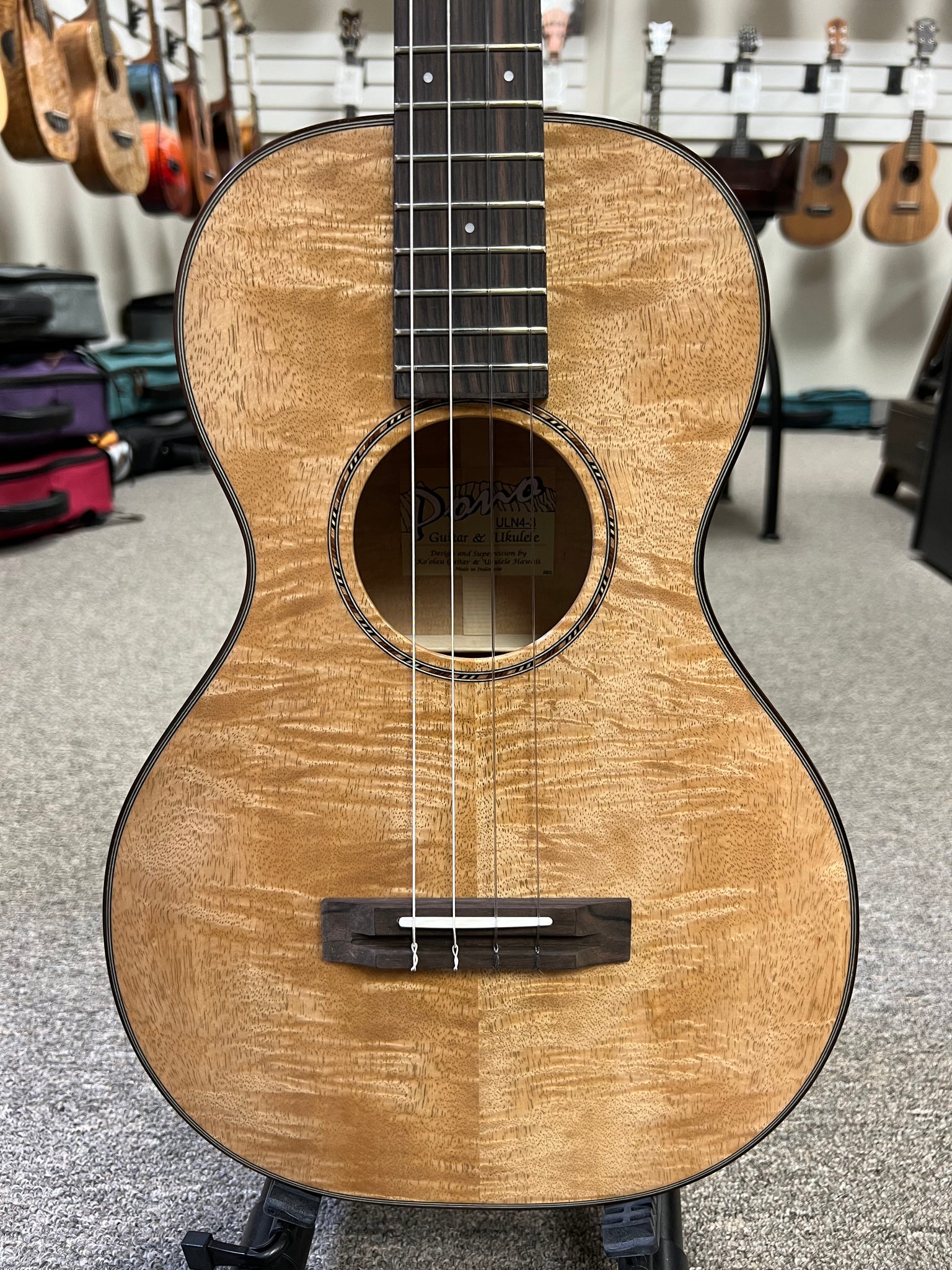 PONO ULN4-3 Nylon String Solid Mango Large Body Baritone Ukulele w/Case