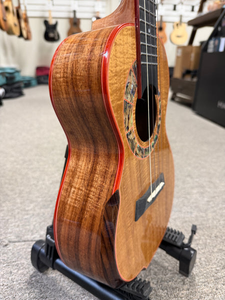SNAIL S60T Solid Acacia Tenor Ukulele w/Case #1 - Comfort Armrest