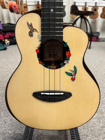 aNueNue UT-200HB Hummingbird Tenor Ukulele w/Case - Moon Bird Series -  Solid Spruce/Solid Rosewood