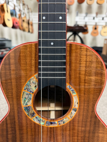 SNAIL S-60B Solid Acacia Baritone Ukulele w/Case #1 - Comfort Armrest