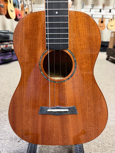 SNAIL SUB-M1 Mahogany Baritone Ukulele w/Case