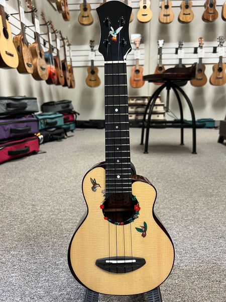 aNueNue US-200HB Hummingbird Soprano Ukulele w/Case - Moon Bird Series -  Solid Spruce/Solid Rosewood