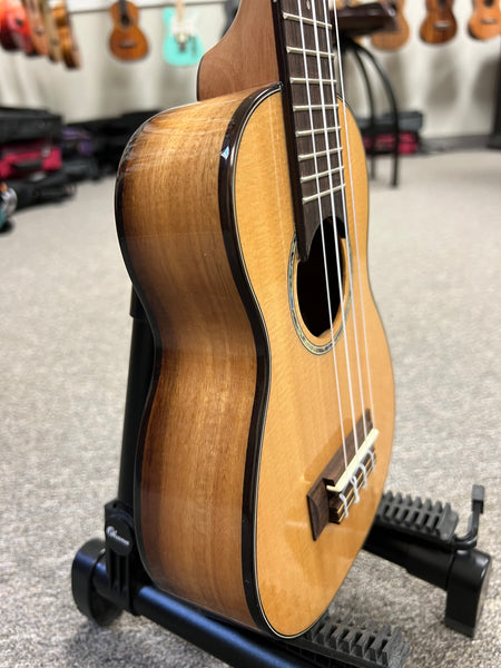 KALA KA-SCAC-SLNG Solid Cedar Top/Acacia Soprano Long Neck Ukulele