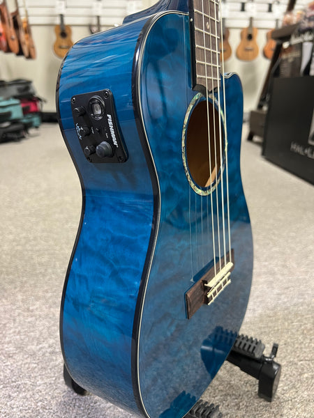LANIKAI QM-BLCEB Quilted Maple Electric Baritone Ukulele w/Case - Transparent Blue