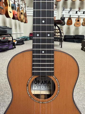 OHANA TK-55 Solid Cedar/Rosewood Tenor Ukulele w/Armrest