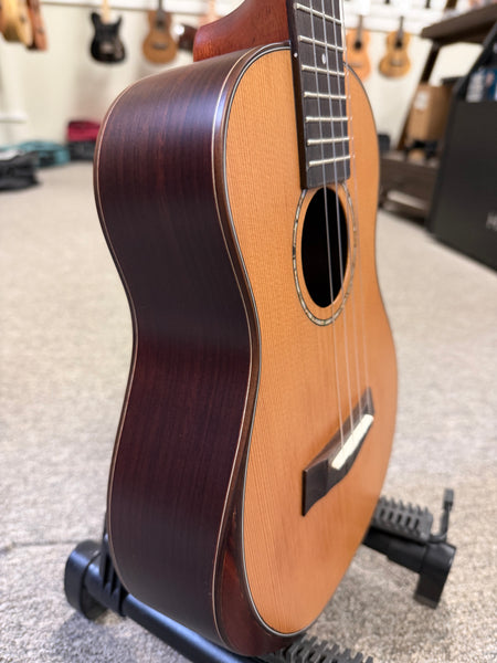 OHANA TK-55 Solid Cedar/Rosewood Tenor Ukulele w/Armrest