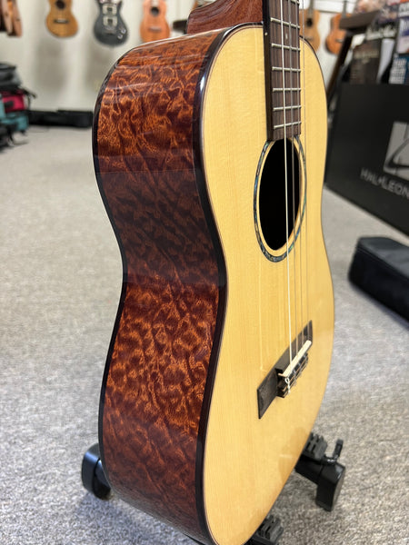 KALA KA-20th-SQS-B Solid Spruce/Quilted Sapele Baritone Ukulele w/Case - 20th Anniversary Limited Edition