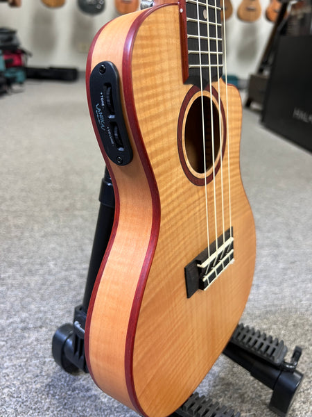 Lanikai FM-CETC Flame Maple Electric Concert Ukulele w/Case - Thin Body Travel Uke
