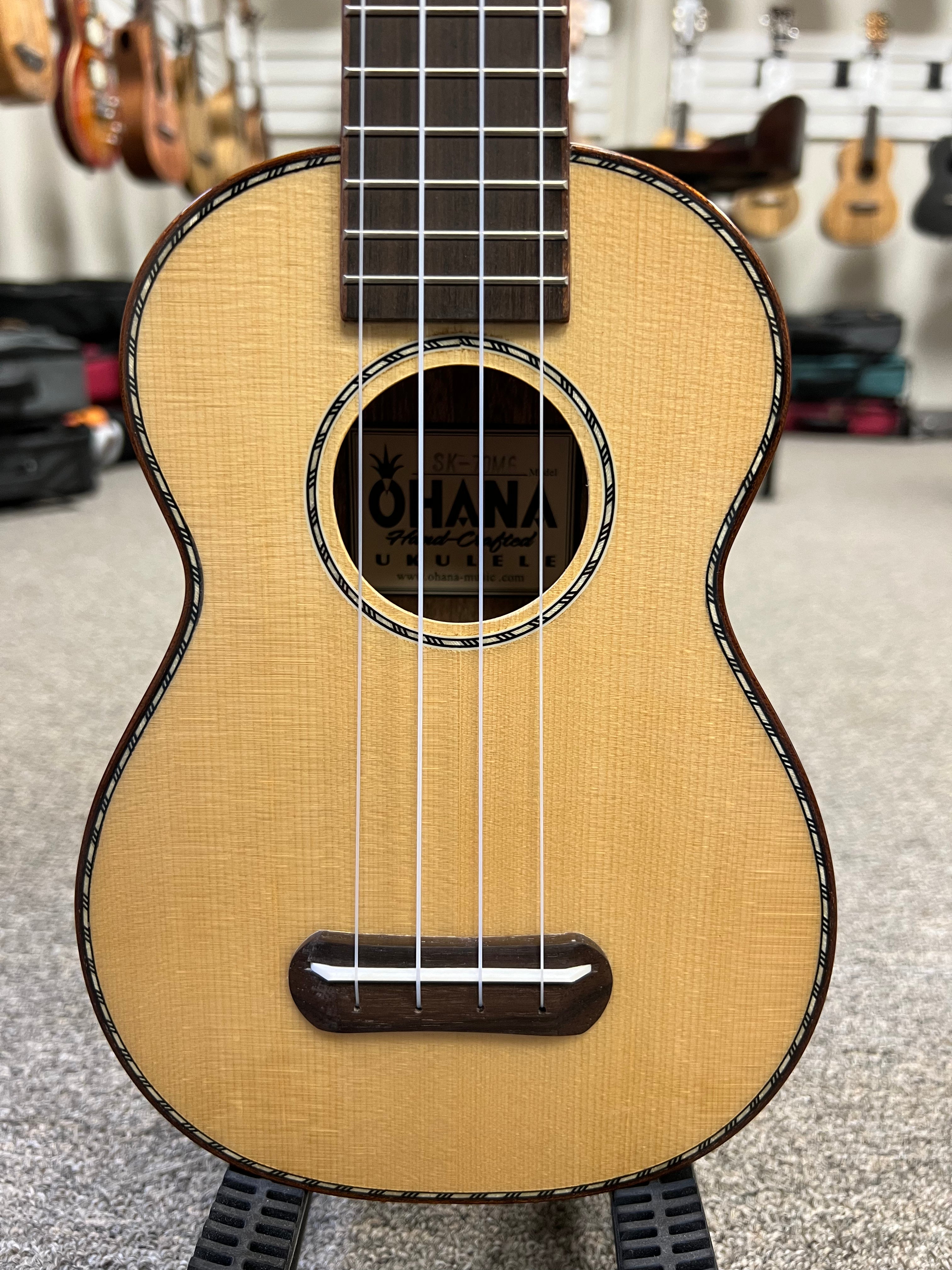 OHANA SK-70MG Soprano Ukulele - Solid Spruce/ Flamed Mahogany Wood