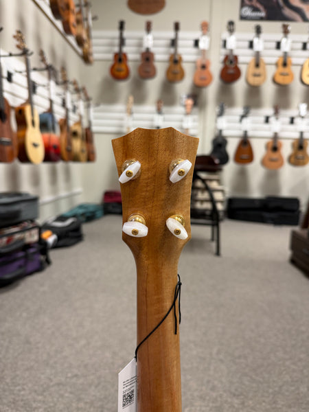 Rebel Double Creme Solid Mango Concert Ukulele w/Case - Matte Finish