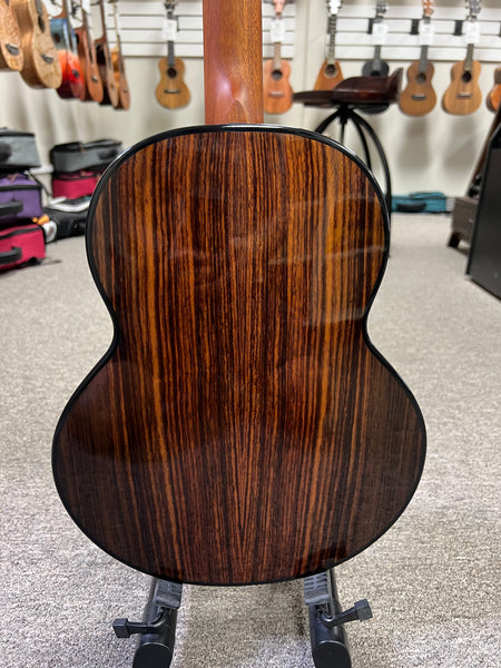 Flight Aurora Electric Baritone Ukulele w/Case - Solid Spruce/Rosewood