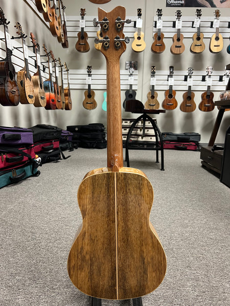 Makaio MSMB-20 Solid Spalted Mango Baritone Ukulele w/Case - Comfort Contour Armrest