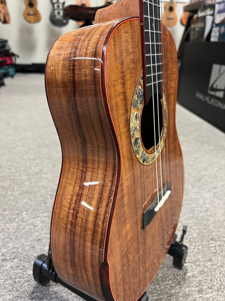SNAIL S-60B Solid Acacia Baritone Ukulele w/Case #1 - Comfort Armrest