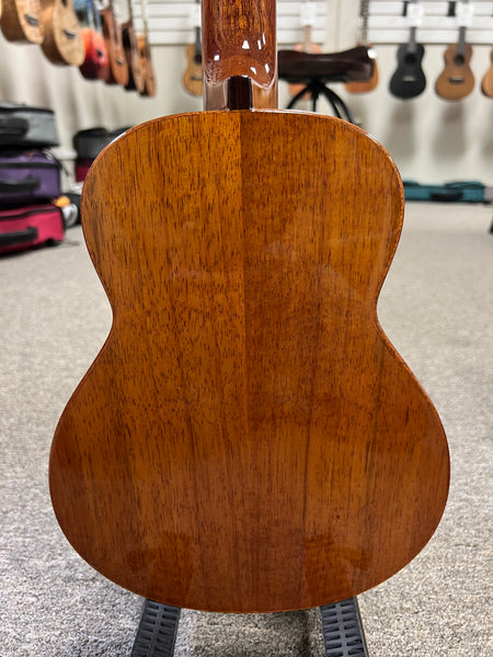 aNueNue AKK2 Solid Koa Concert Ukulele w/Case