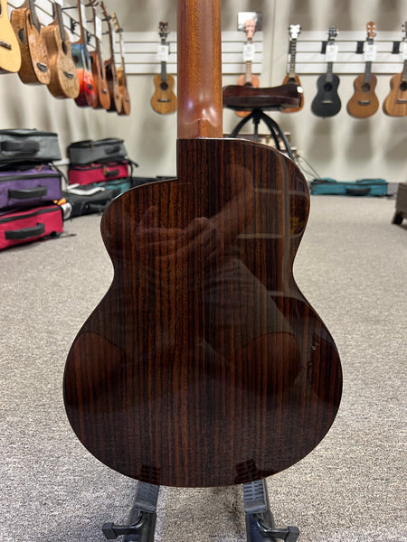 aNueNue UB-200 Baritone Ukulele w/Case - Moon Bird Series -  Solid Spruce/Solid Rosewood