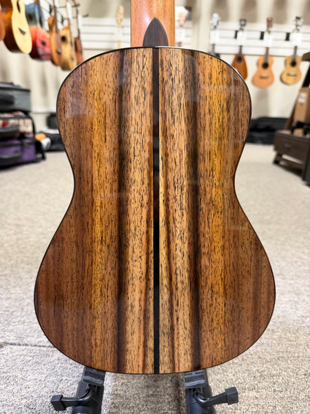 Oli L2-TCR Solid Cedar/Rosewood Tenor Ukulele w/Case