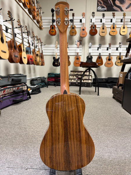 Oli L-BA Solid Acacia Baritone Ukulele w/Case
