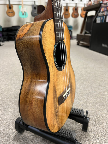 KUMU TM-70 Spalted Mango Tenor Ukulele