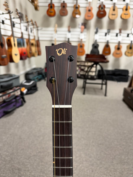 Oli L1-BMG-S Solid Mango Baritone Satin Ukulele w/Case