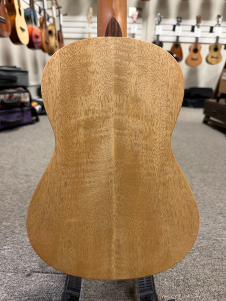 Oli L1-BMG-S Solid Mango Baritone Satin Ukulele w/Case