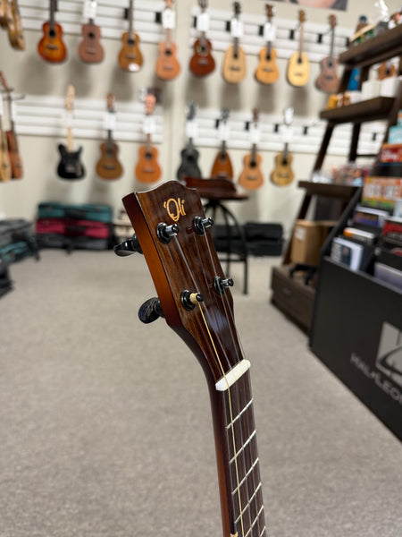 Oli L1-SP-TSWA-VB Solid Spruce/Waru Vintage Burst Tenor Ukulele w/Case