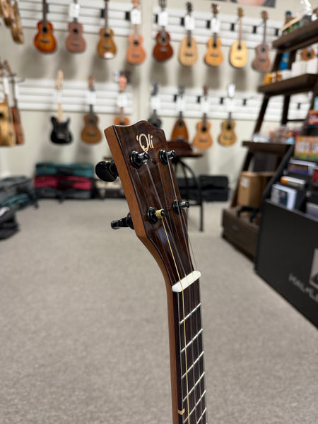Oli L1-TPMG Solid Mango Pineapple Tenor Ukulele w/Case