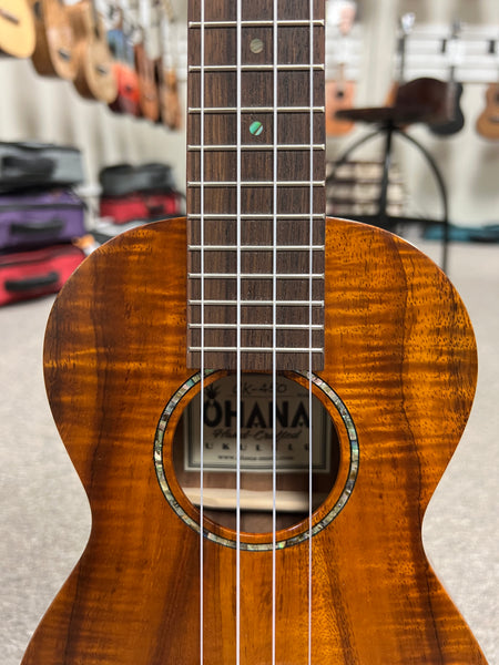 OHANA CK-450 Solid Koa Concert Ukulele w/Hard Shell Case