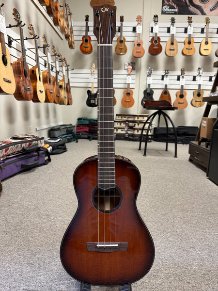 Oli X1SP-BMH-VB Solid Mahogany Baritone Ukulele w/Case - Vintage Burst