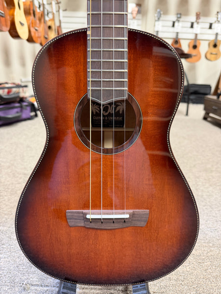 Oli X1SP-BMH-VB Solid Mahogany Baritone Ukulele w/Case - Vintage Burst