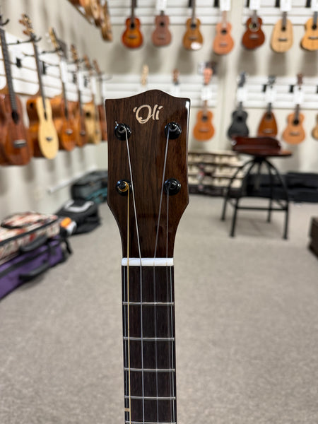 Oli X1SP-BMH-VB Solid Mahogany Baritone Ukulele w/Case - Vintage Burst