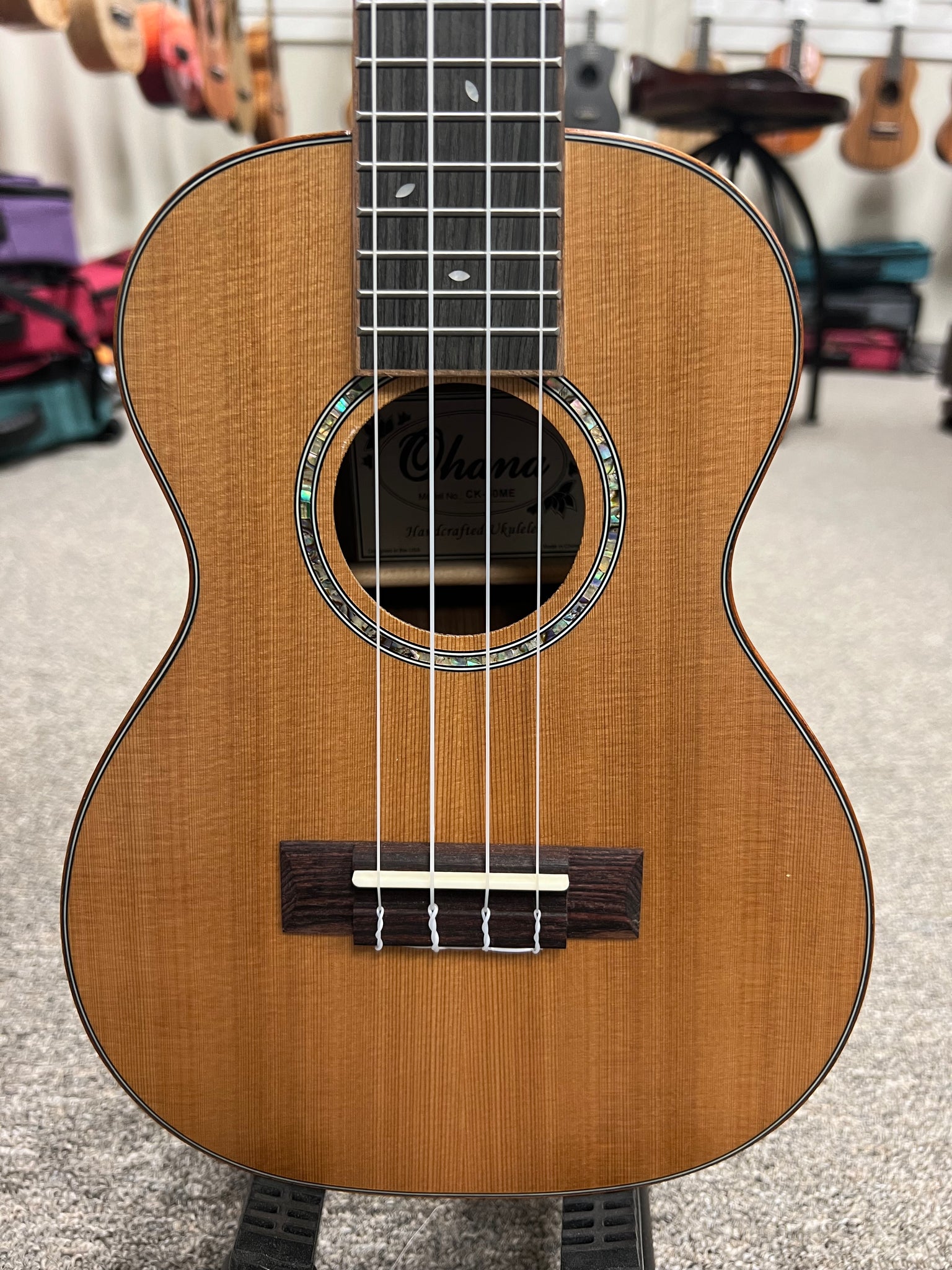 OHANA CK-50ME Concert Ukulele - Solid Cedar/Striped Ebony