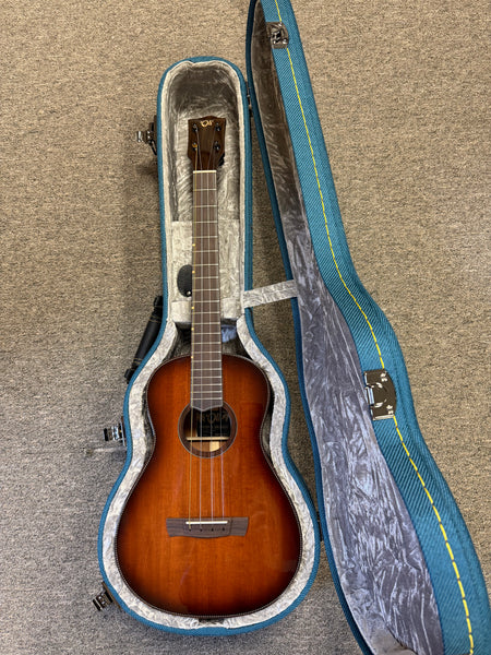 Oli X1SP-BMH-VB Solid Mahogany Baritone Ukulele w/Case - Vintage Burst