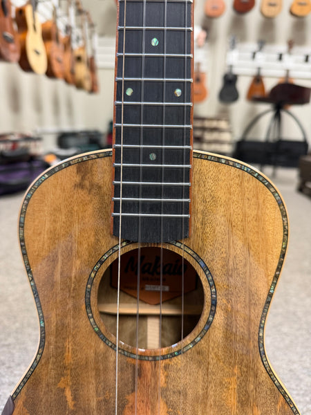 Makaio MSMT-20 Solid Spalted Mango Tenor Ukulele w/Case #1 - Comfort Armrest