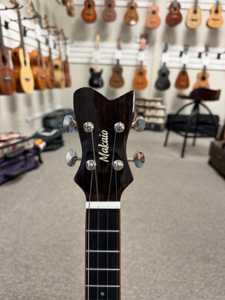 Makaio MSMT-20 Solid Spalted Mango Tenor Ukulele w/Case #1 - Comfort Armrest