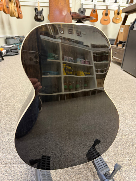 Flight Peter Moss Solid Spruce/Mahogany Electric Tenor Ukulele w/Case -Black Moonburst