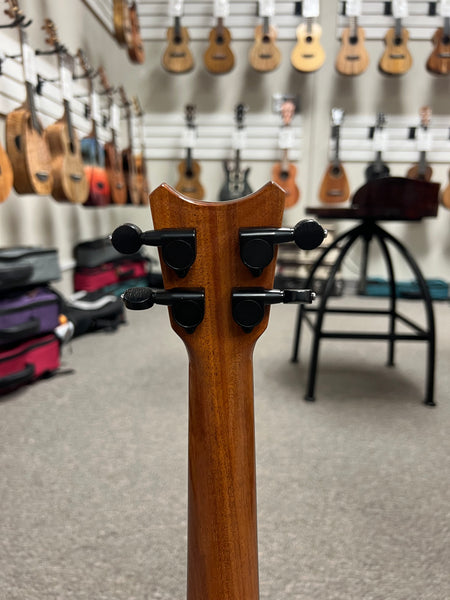 Romero Creations Solid Spalted Mango Soprano Ukulele w/Case - Large Body -RC-S-MG