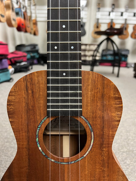 Ko'olau T100 Solid Koa Tenor Ukulele w/Case - Pre Loved - Satin Finish