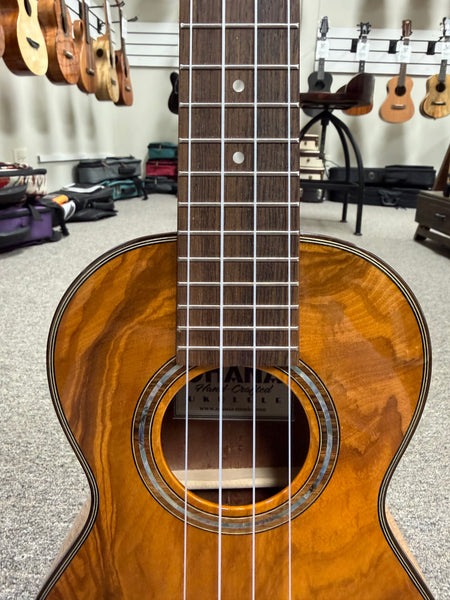 OHANA CK-150SMP Spalted Maple Concert Ukulele - Bevel Armrest