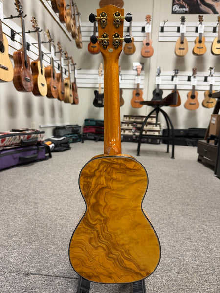 OHANA CK-150SMP Spalted Maple Concert Ukulele - Bevel Armrest